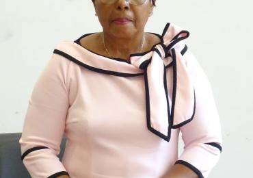 Nalova Lyonga, la ministre qui s'offre des véhicules à 125 millions quand ses administrés vivent sans le sous