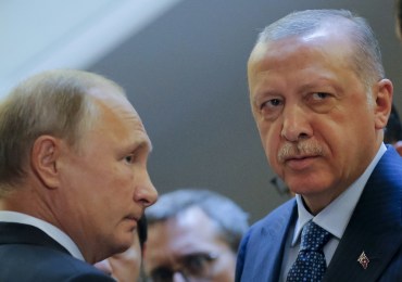 <em>« Poutine m'a dit : 'Je vous donne les céréales gratuitement et vous les livrez aux pays pauvres d'Afrique'… » (</em>Recep Tayyip Erdogan, président turc)