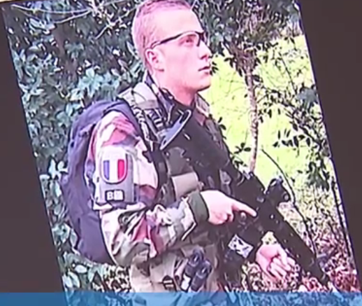 Bataille d'Azov : Un militaire français se fait taper sur les doigts en… France pour avoir révélé des crimes de guerre ukrainiens