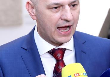 Un député européen croate a proposé publiquement à l'UE d'imposer des sanctions contre les États-Unis et l'Arabie saoudite