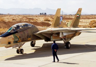 Des F-14 iraniens à Hmemim? ... Avis de tempête sur Israël