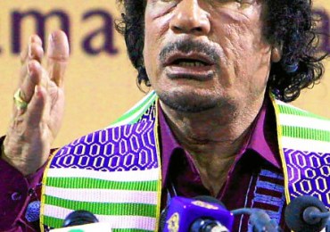 Assassinat épouvantable de Mouammar Kadhafi : Comment l’OTAN et la  France ont eu le "Guide" libyen à travers son téléphone portable (Les 7  du Québec)